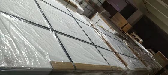 Un buen precio. AUO 43